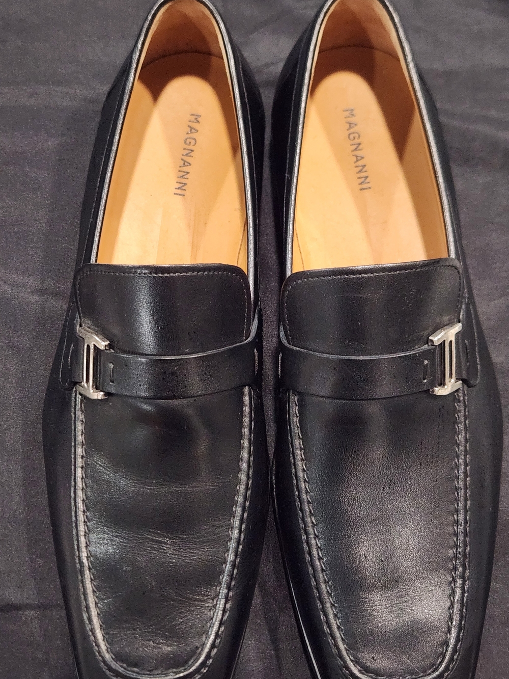 Magnanni Men’s Black Leather Loafers